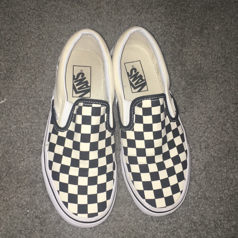 NEED GONE Checkered vans